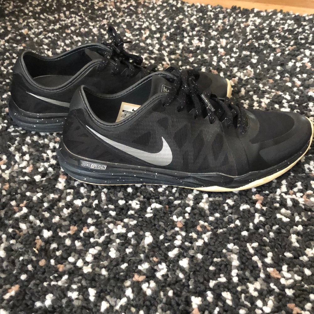 Nike Dual Fusion Shoe